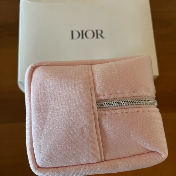 Dior Trousse Make up Pouch In Pink/Silver zipper NIB - Picture 5 of 9
